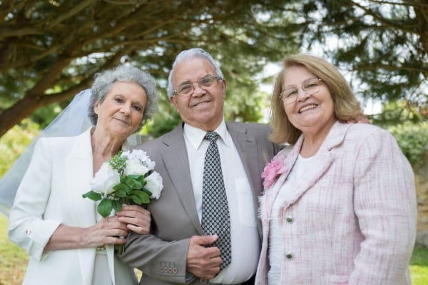 Liebevolle Alles Gute Sprüche zum 20. Hochzeitstag für Freunde