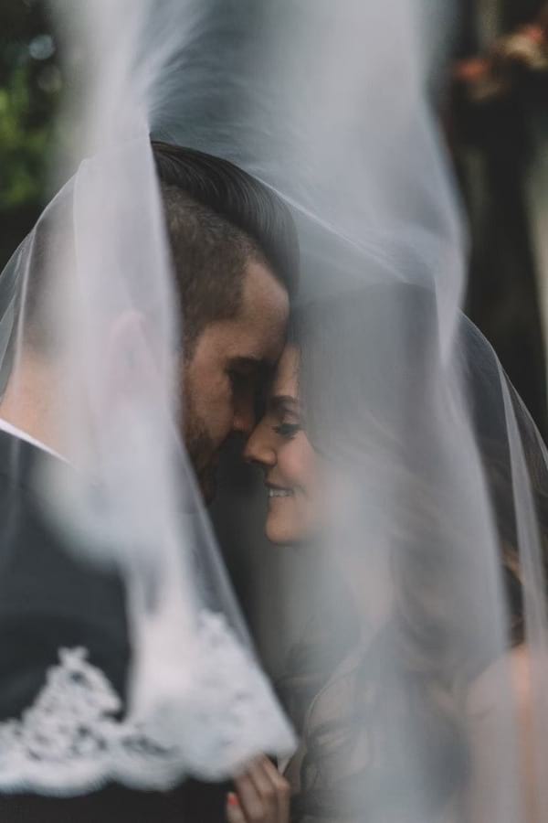Lustige Sprüche zur hölzernen Hochzeit für Freunde